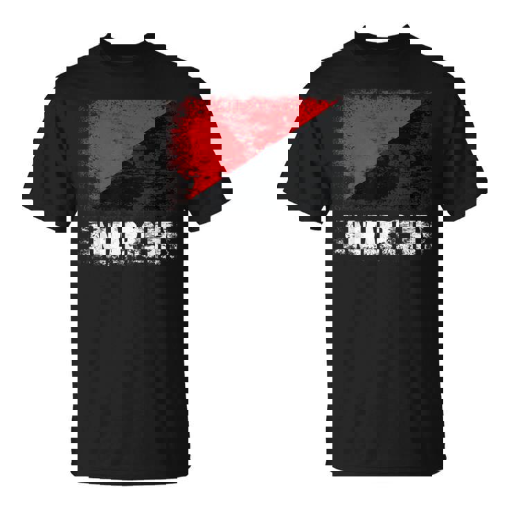 赤黒アナーキーフラッグtシャツ Tシャツ