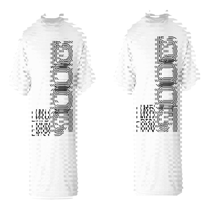 2005年生まれの20歳男性 誕生日20歳限定版 Tシャツ