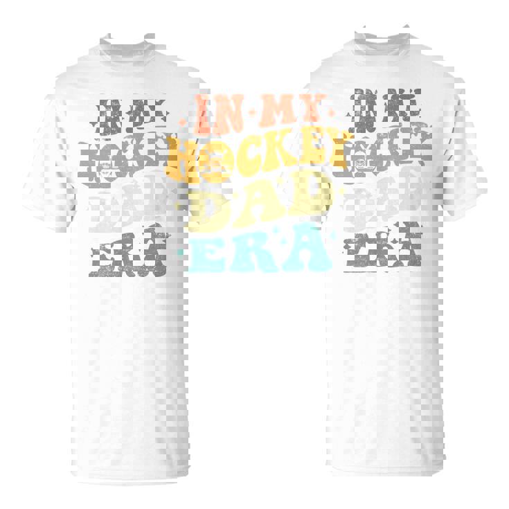 In My Hockey Dad Era ファニーホッケーお父さん ヴィンテージ 父の日 長袖tシャツ Tシャツ