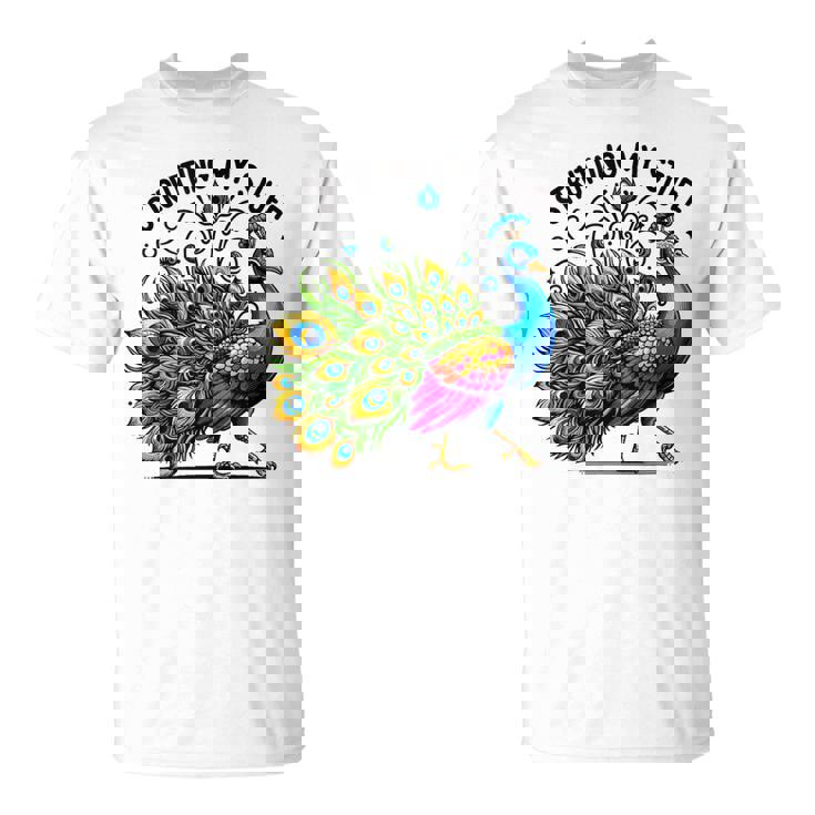 Strutting Mytuff カラフル 孔雀好き Tシャツ