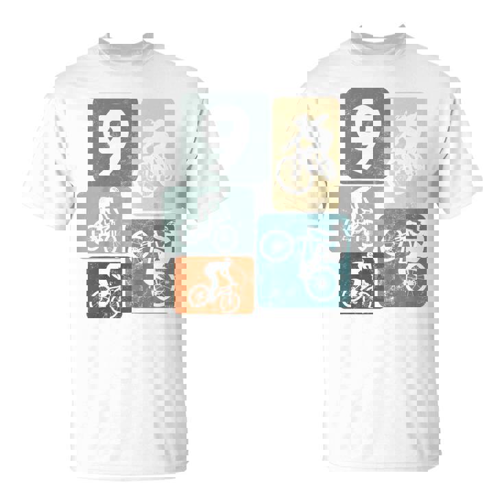 キッズ 9歳の男の子サイクリスト9歳の誕生日バイクマウンテンバイク Tシャツ