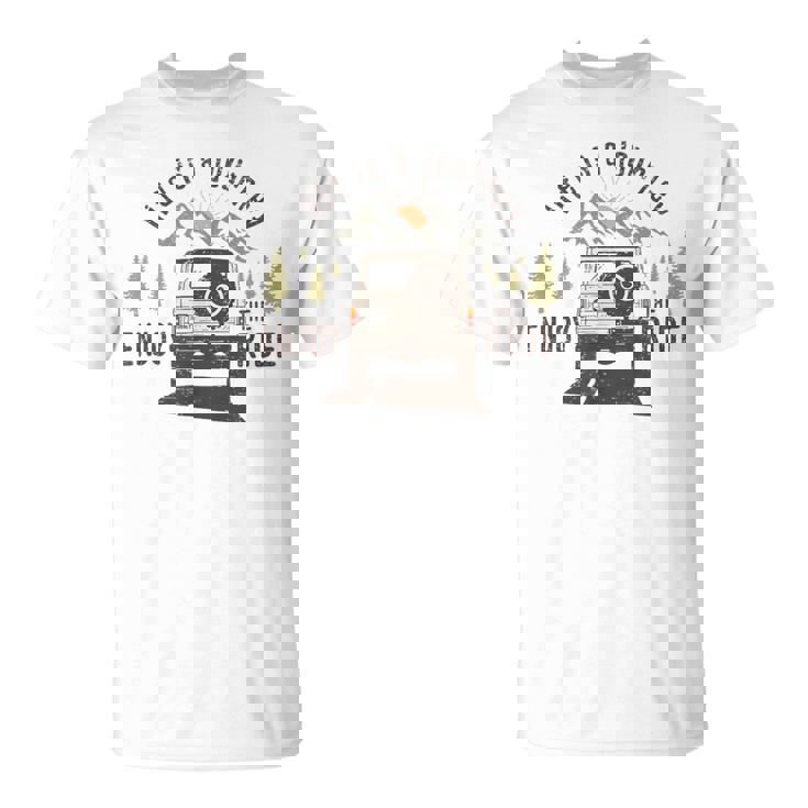 旅 おもしろ キャンプ 楽しい 登山 アウトドア キャンピングカー 人生は旅だ Tシャツ