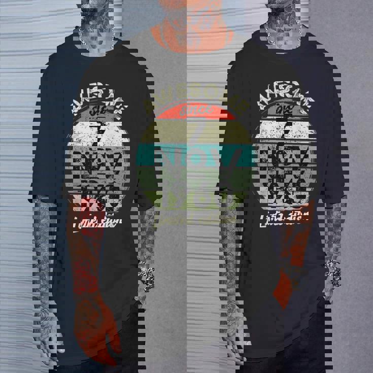 1960年11月7日 65歳の誕生日 65歳 2025年 誕生日 Tシャツ 彼への贈り物