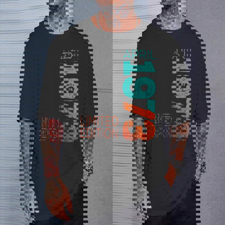 1973年4月1973年 レトロ 1973 ヴィンテージ 1973 Tシャツ 彼への贈り物