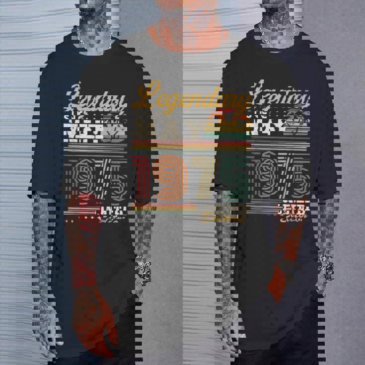 1975年5月生まれ 50年 ヴィンテージ 誕生日プレゼント Tシャツ 彼への贈り物