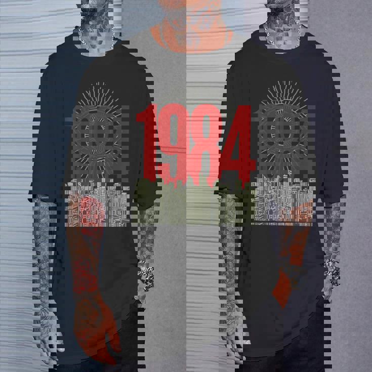 1984 文学 クラシック ブックテーマ ヴィンテージ Tシャツ 彼への贈り物