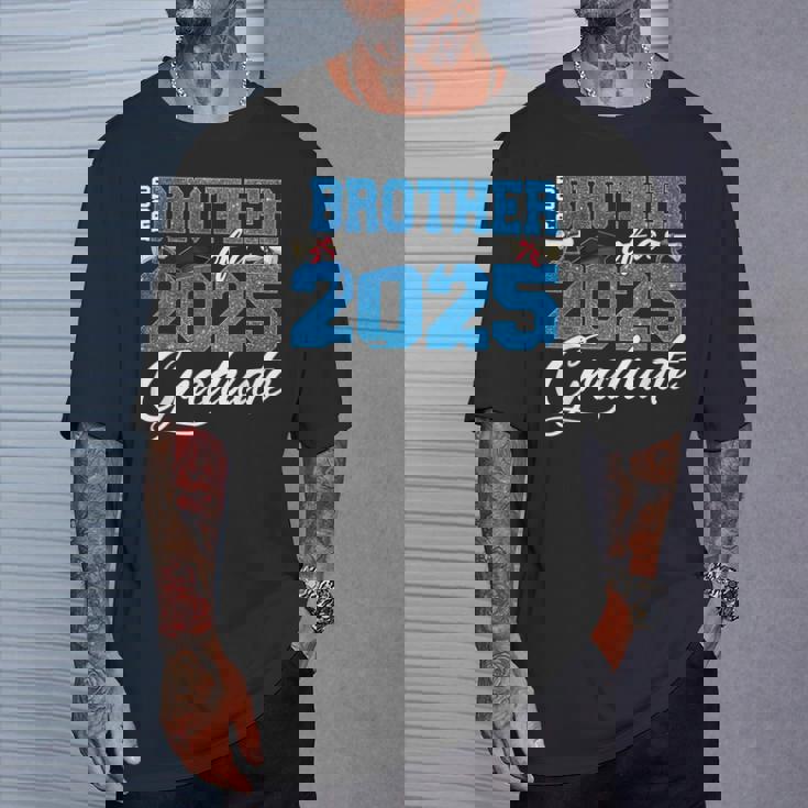 2025年度シニア卒業生男女の自慢兄弟 Tシャツ 彼への贈り物