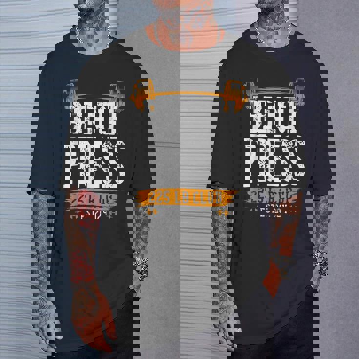 225ポンド ベンチプレス クラブ ベンチプレス ジム ワークアウト Tシャツ 彼への贈り物