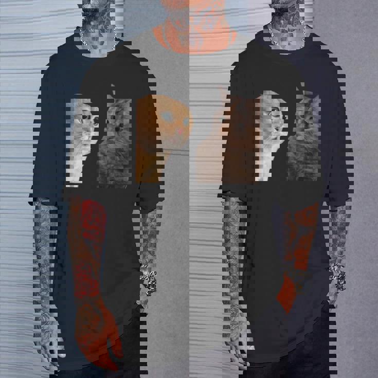 2匹の猫がミームを話す 長袖tシャツ Tシャツ 彼への贈り物