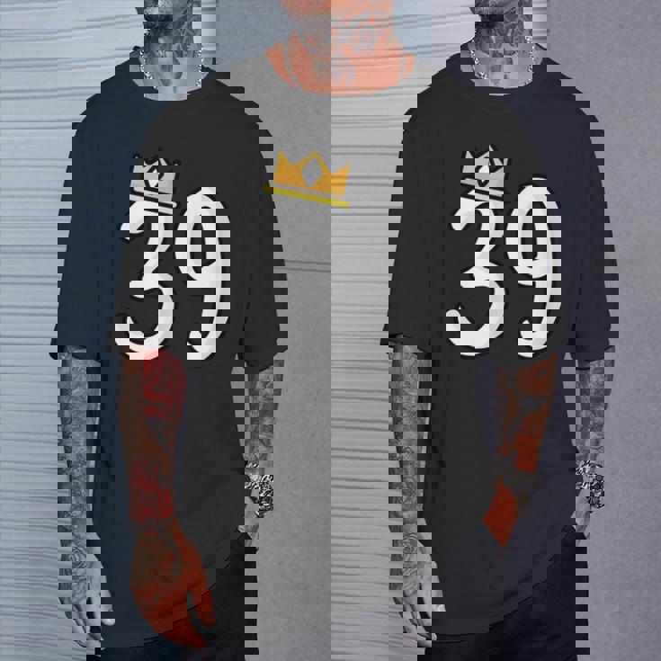 39 歳の誕生日番号 39 バースデー バルーン 39 Tシャツ 彼への贈り物