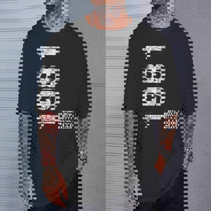 44歳の誕生日 男性 女性 44歳 1981年 誕生日プレゼント Tシャツ 彼への贈り物