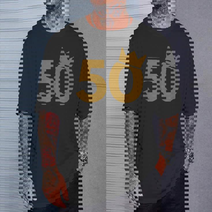 50 王冠 50歳の誕生日に Tシャツ 彼への贈り物