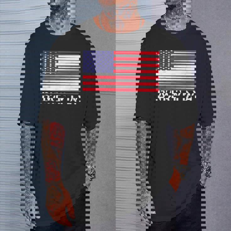 5月1日の忠誠の日 Tシャツ 彼への贈り物