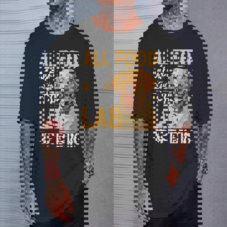 All Food Must Go To The Lab For Testing Tシャツ 彼への贈り物