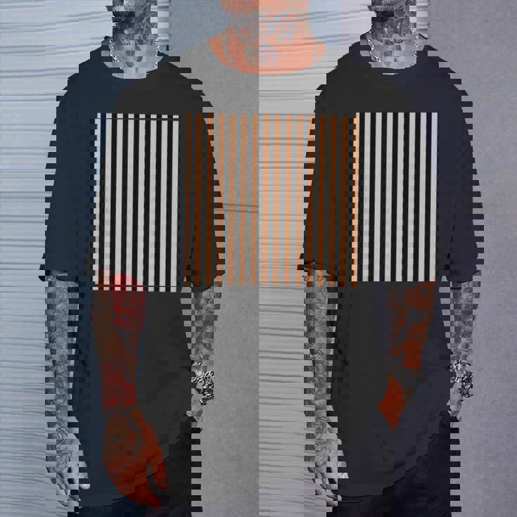 Color Of The Year 2024 -ピーチファズとブラックストライプ Tシャツ 彼への贈り物