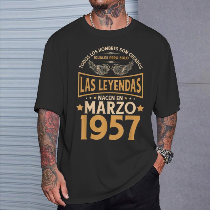 Cumpleaños Hombre Regalos Las Leyendas Marzo 1957 Camiseta unisex Regalos para él