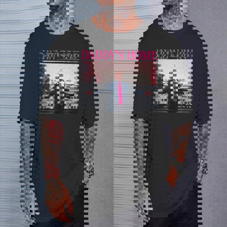 Daddy's Home President Donald Trump 2024 Pink Trump Tシャツ 彼への贈り物