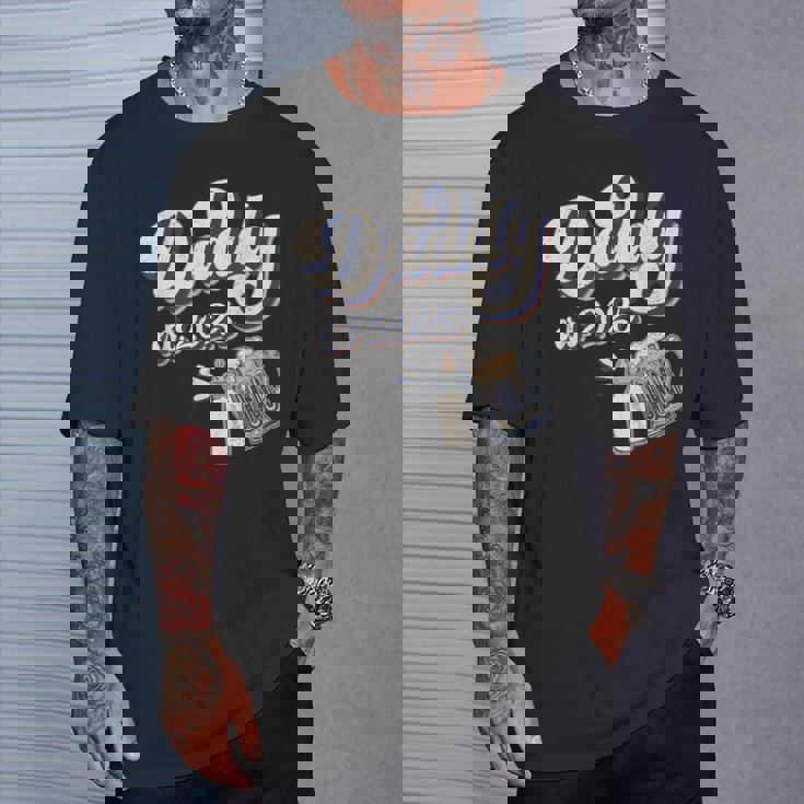 Daddy Est 2025 初めての父の日 新しいパパ 若い父親 Tシャツ 彼への贈り物