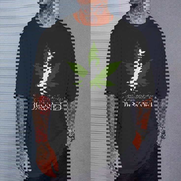 Dog And Weed ファニーマリファナtシャツ Tシャツ 彼への贈り物