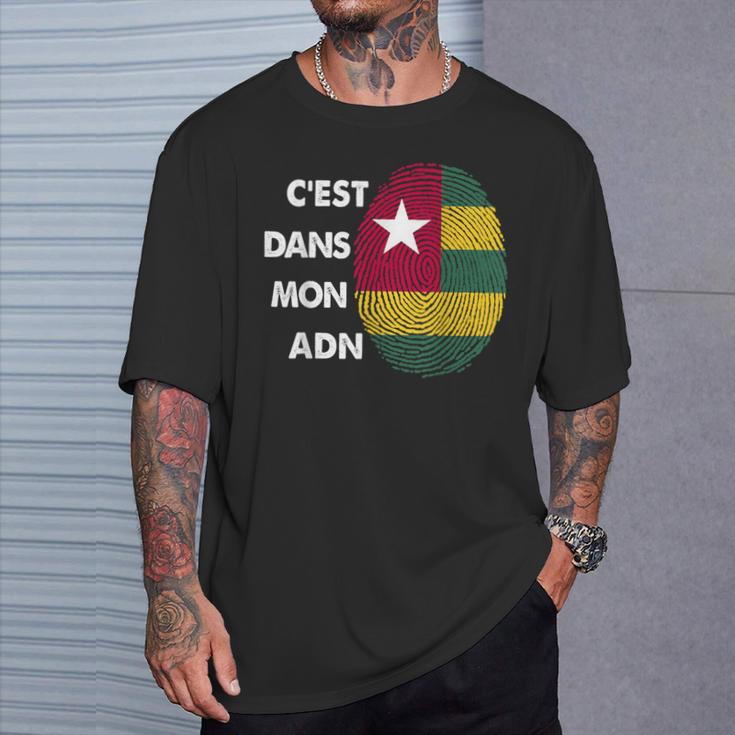 Drapeau Togo Pour Togolais Togo C'est Dans Mon Adn T-Shirt Cadeaux pour lui