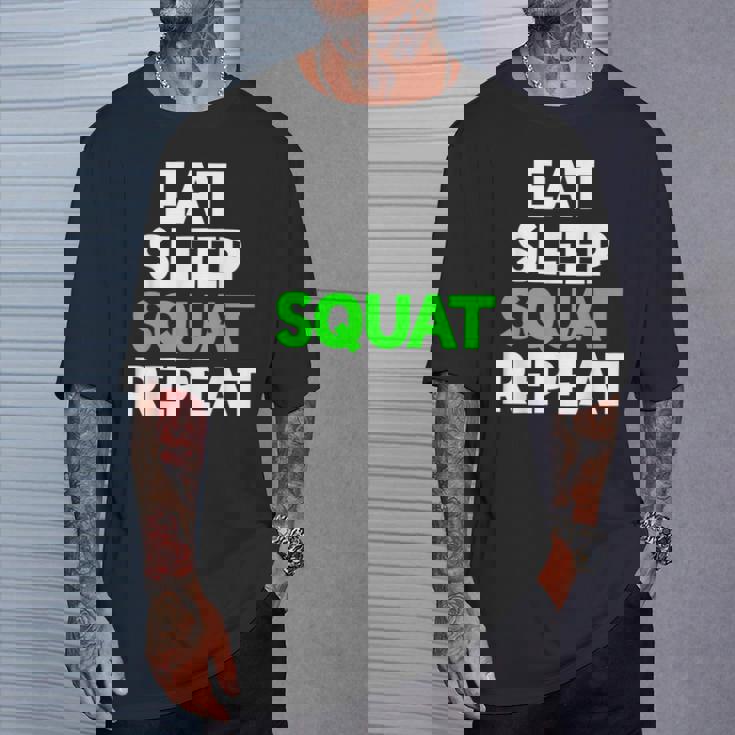 Eatleepquat Repeat モチベーショントレーニング Tシャツ 彼への贈り物