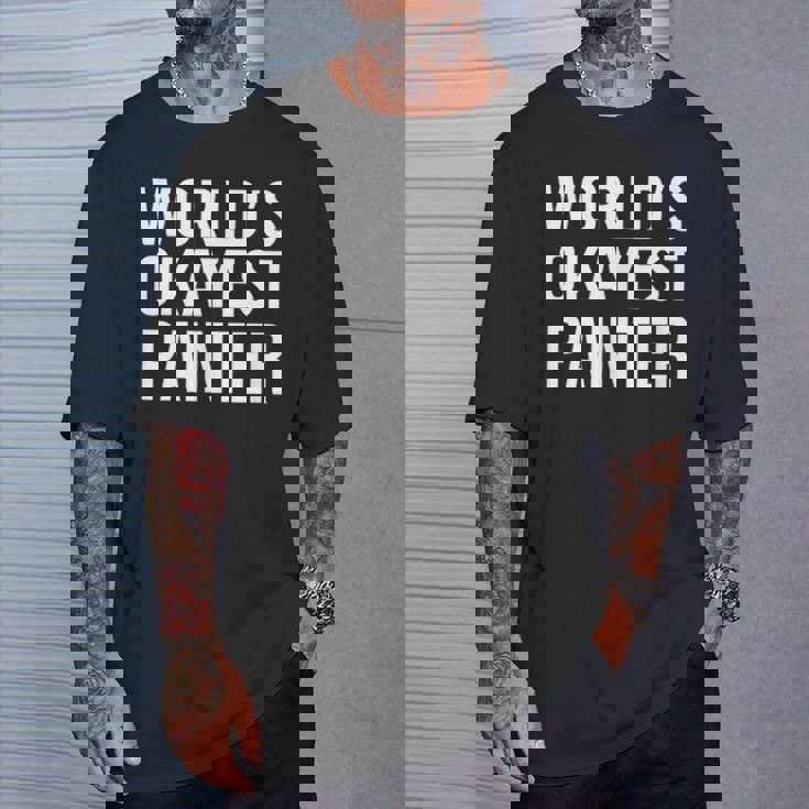 Painting Painter World's Okayest Painter Tシャツ 彼への贈り物