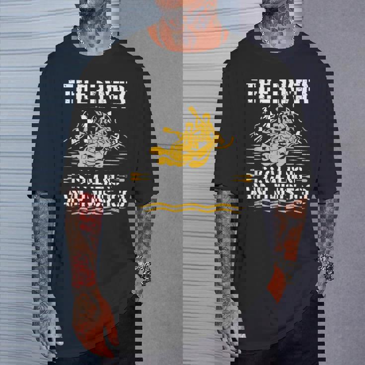 The River Is Calling Water Rafting 川 ラフティング Tシャツ 彼への贈り物