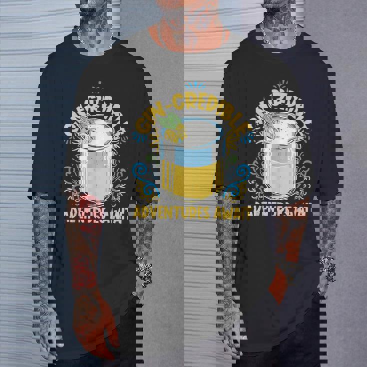 Gin And Tonicの言葉 ジンラバーズ ジングラスのジンドリンカー Tシャツ 彼への贈り物