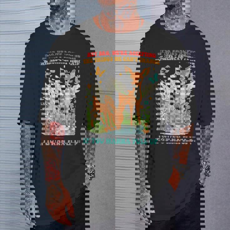 Hey Bro、We Accepting The Things We Can't Change Tシャツ 彼への贈り物
