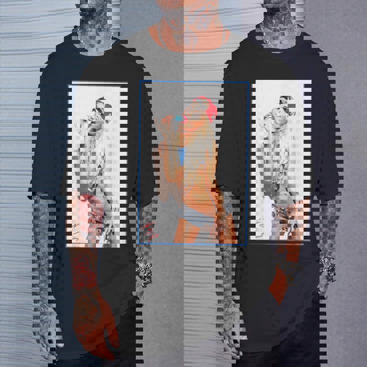 Hot Girl On 男性用 Ice Pop Pinup 2 Tシャツ 彼への贈り物