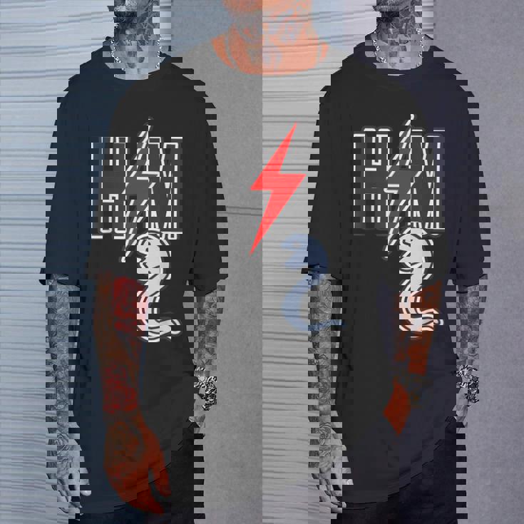 H／M ヘビーメタル《蛇 へび》巳年【どうぶつフレンズ】干支 十二支 2025 ゆるくて かわいい 動物 イラスト 面白 Tシャツ 彼への贈り物