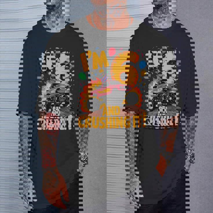 I'm 6 And Crushing It モンスタートラック 誕生日 Tシャツ 彼への贈り物