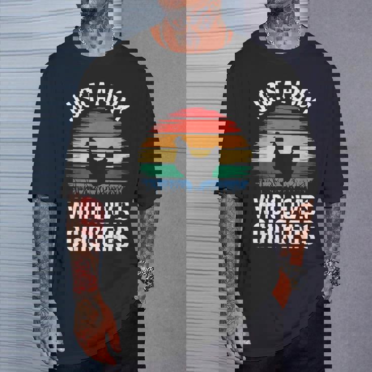 Just A Boy Who Loves Chickens シャツ キッズ 幼児 男の子 チキン Tシャツ 彼への贈り物