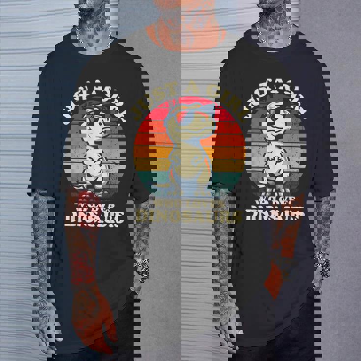 Just A Girl Who Loves Dinosaurs おもしろレトロ恐竜 T-Rex Tシャツ 彼への贈り物