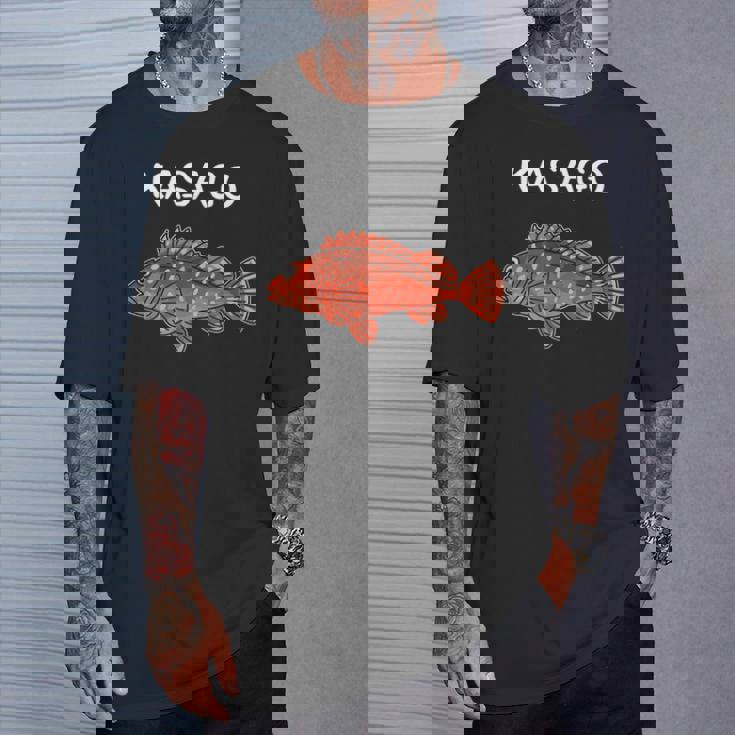 Kasago カサゴ 魚好き 願掛け 釣り好き 海釣り 趣味 おもしろ 寿司ネタ 趣味釣り 船釣り 釣り Tシャツ 彼への贈り物