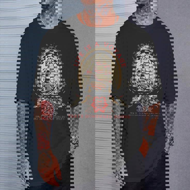 Life Is Aoyage オールドスクール セーリング船 タトゥーデザイン Tシャツ 彼への贈り物