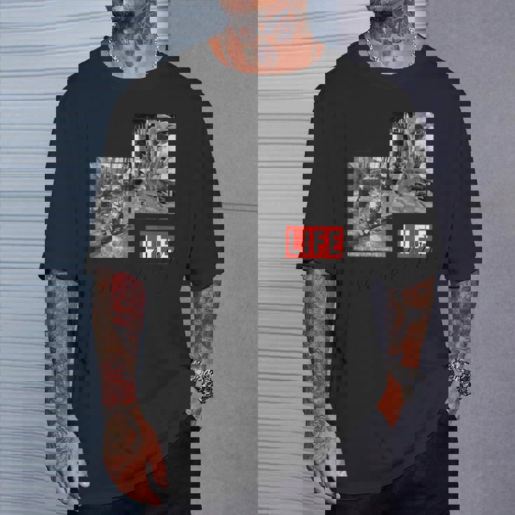 Life Picture Collection 猫（2） Tシャツ 彼への贈り物