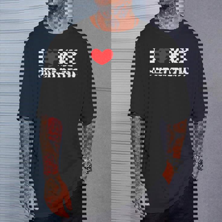 I Love My Fernando Amo Mi Fernando Corazón Mi Fernando Cuello Camiseta unisex Regalos para él
