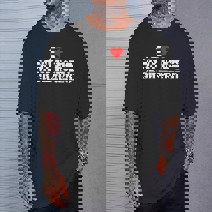 I Love My Hot Girlfriend Tシャツ 彼への贈り物