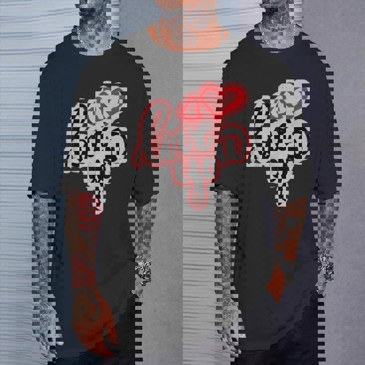 Love You Heart バレンタインデー 好きな人 パートナー 愛 Tシャツ 彼への贈り物