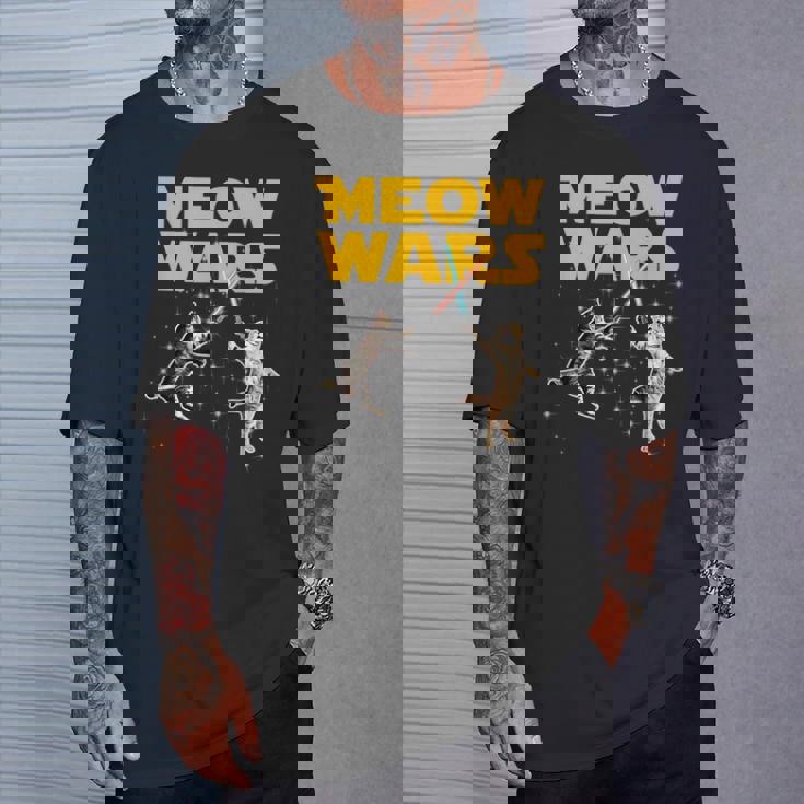 Meow Wars 猫好きのための面白いグラフィック Tシャツ 彼への贈り物