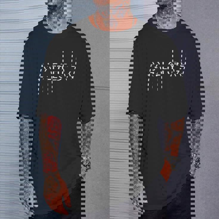 Meow 猫好き ねこ好き ネコ好きニャー猫 猫の飼い主 心電図 おもしろ 可愛い ねこ ネコ 猫 Tシャツ 彼への贈り物