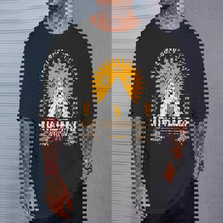 Midsommarurvival Club 怖いホラー サマーフェスティバル Tシャツ 彼への贈り物