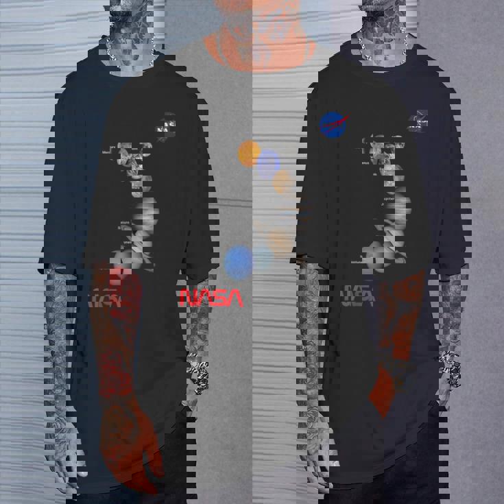 Nasa太陽系惑星ワーム記章ロゴ Tシャツ 彼への贈り物