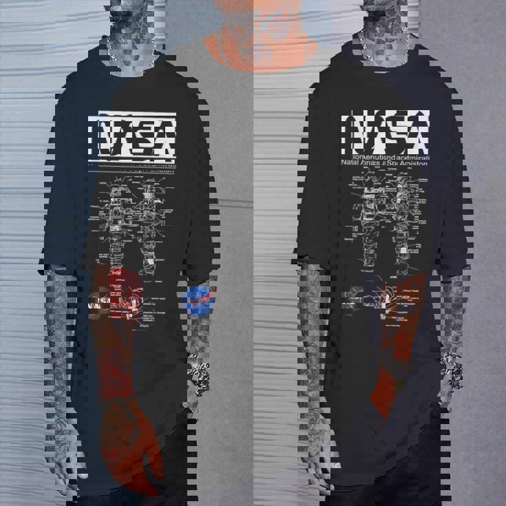 Nasa宇宙飛行士服の概略図 Tシャツ 彼への贈り物