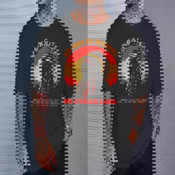 No One Is Illega、Ontolen Land、 Tシャツ 彼への贈り物