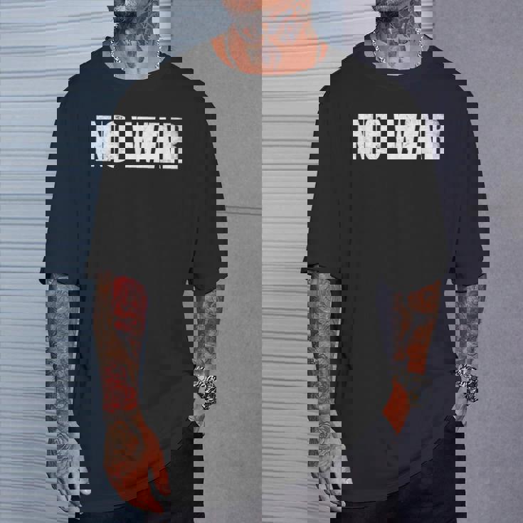 No War Peace No War No WarNo War Tシャツ 彼への贈り物