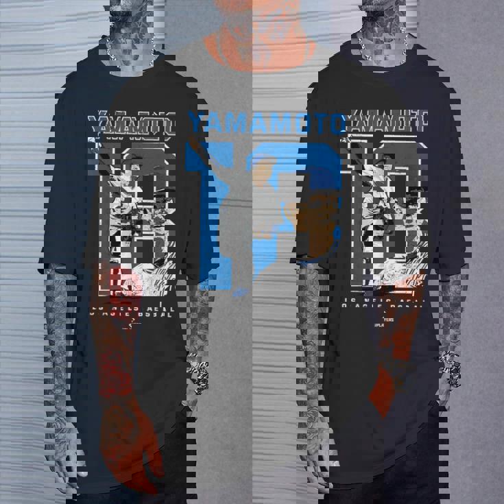 Number And Portrait Yoshinobu Yamamoto Los Angeles Mlbpa Tシャツ 彼への贈り物