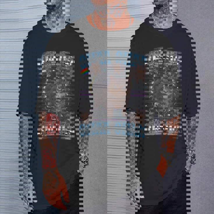 Oiia Oiia Cat スピニング キャット ミーム ファニー トレンディ キャット Tシャツ 彼への贈り物