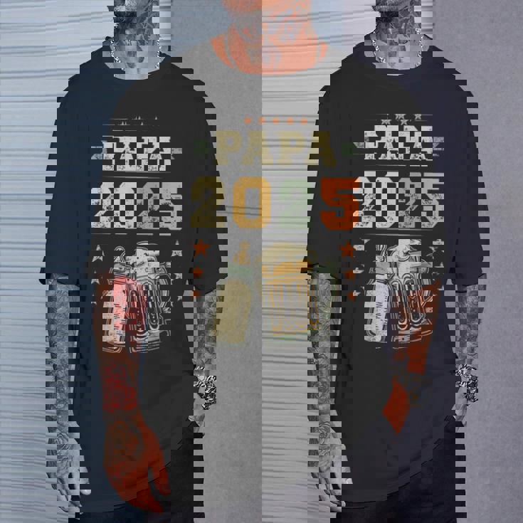 Papa 2025 年生 新しいパパ 若いパパ 初めてのパパ Tシャツ 彼への贈り物
